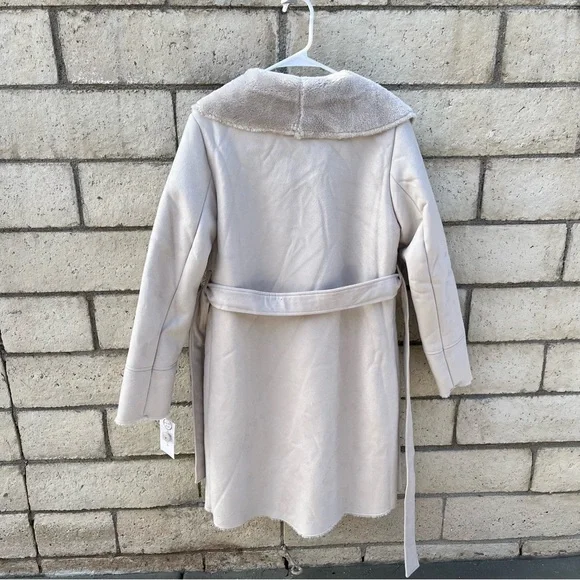 Via Spiga Faux Fur Trim Belted Wrap - Picture 4 of 9